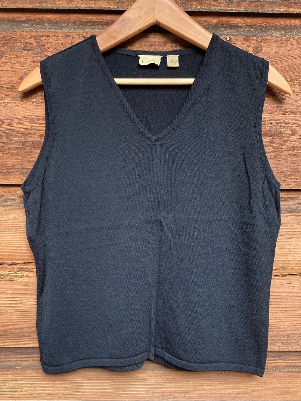 CASLON V-Neck Sleeveless Knit Top